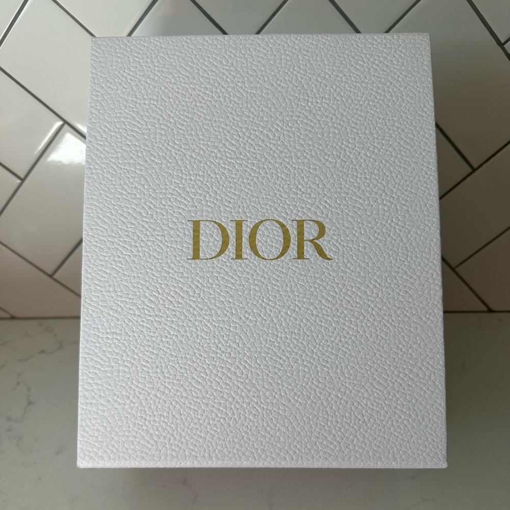 Dior Black Leather Crossbody Pouch with Gold Logo - Picture 2 of 7